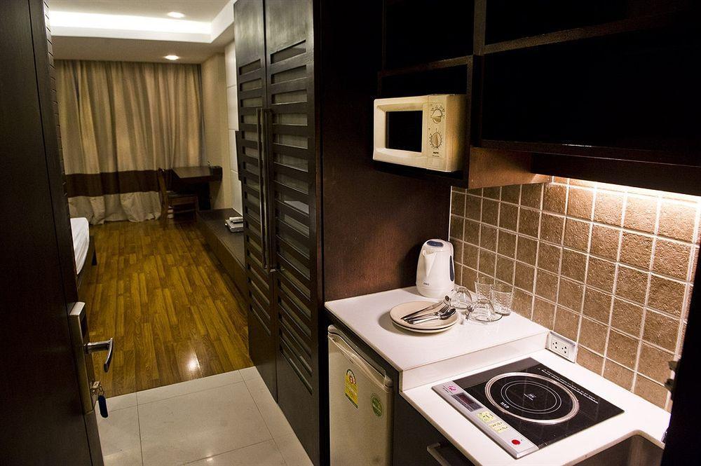 Vacio Suite Bangkok Exteriör bild